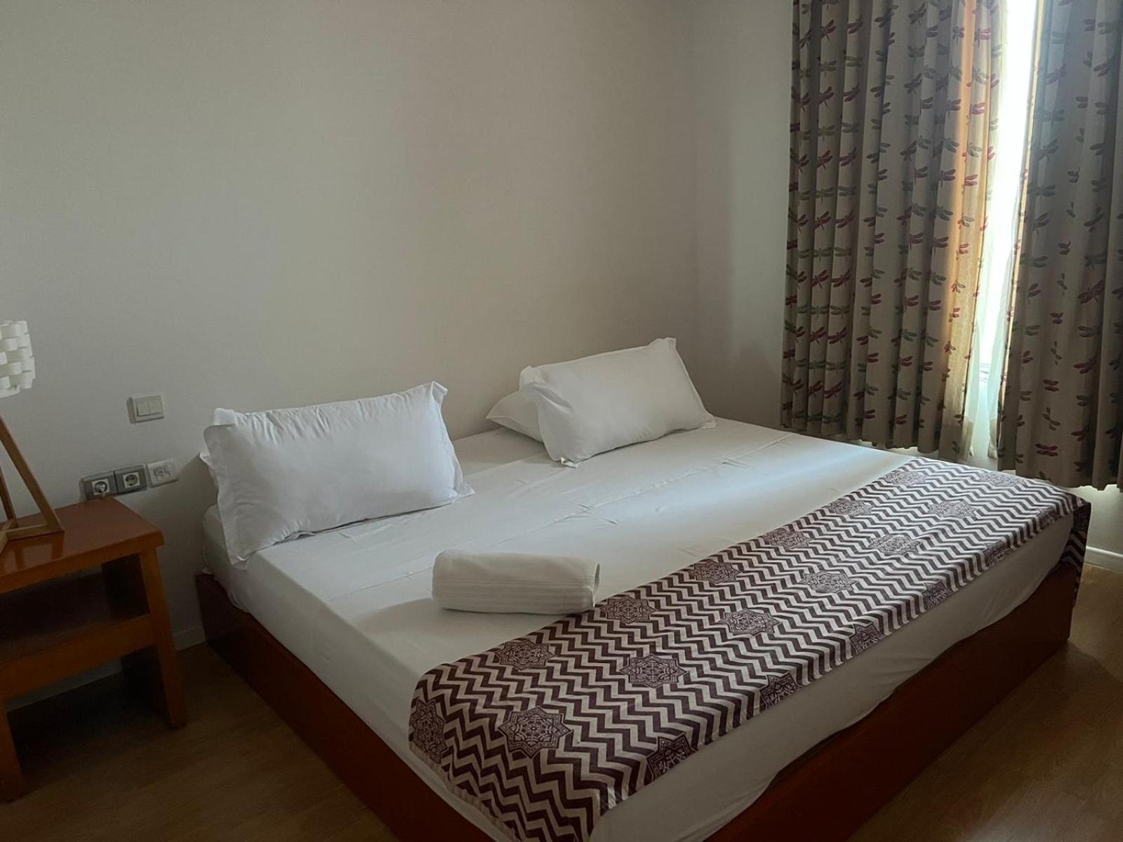Art House Hotel Luanda Ngoại thất bức ảnh