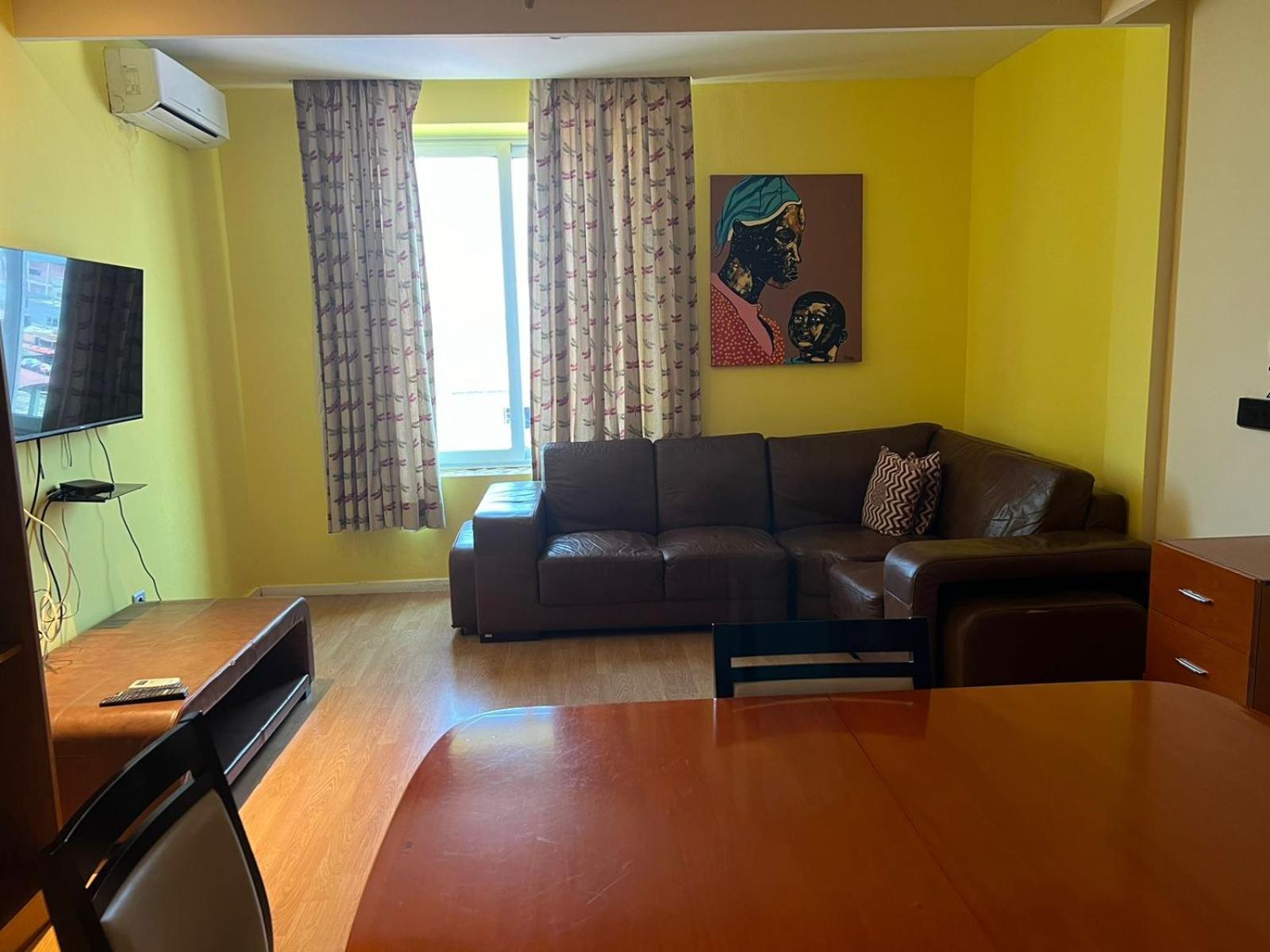 Art House Hotel Luanda Ngoại thất bức ảnh