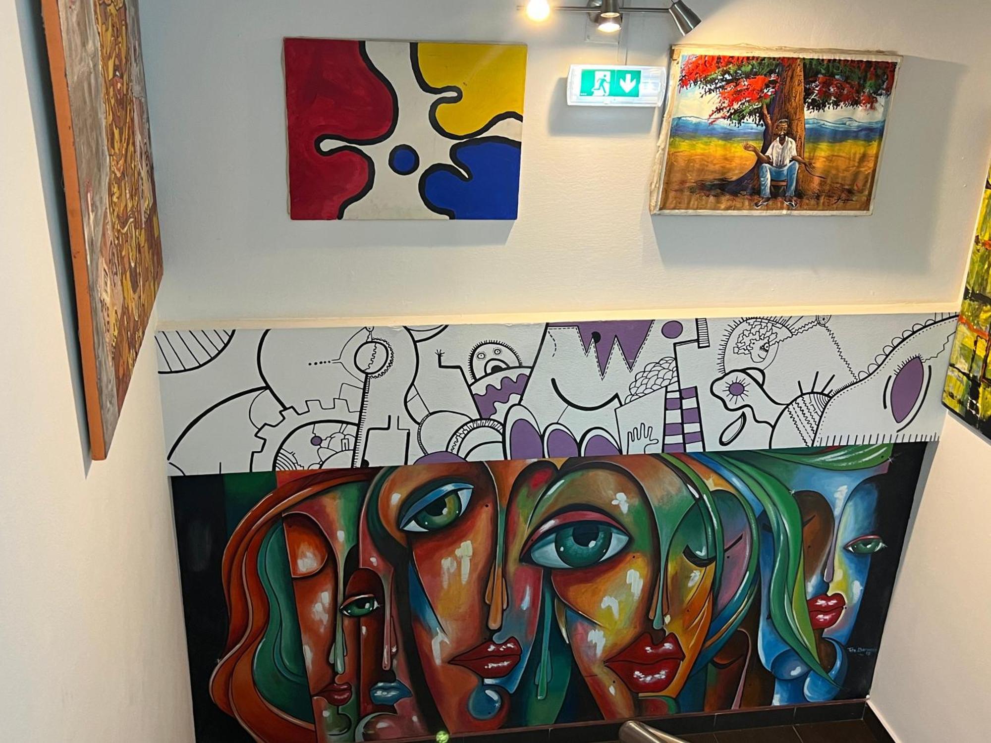Art House Hotel Luanda Ngoại thất bức ảnh